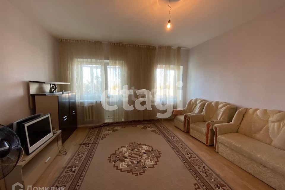 Продаётся 3-комнатная квартира, 92 м²