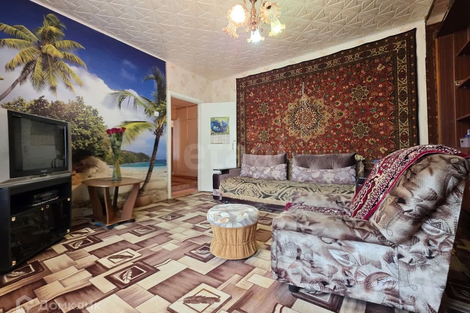 Продаётся 3-комнатная квартира, 60.4 м²
