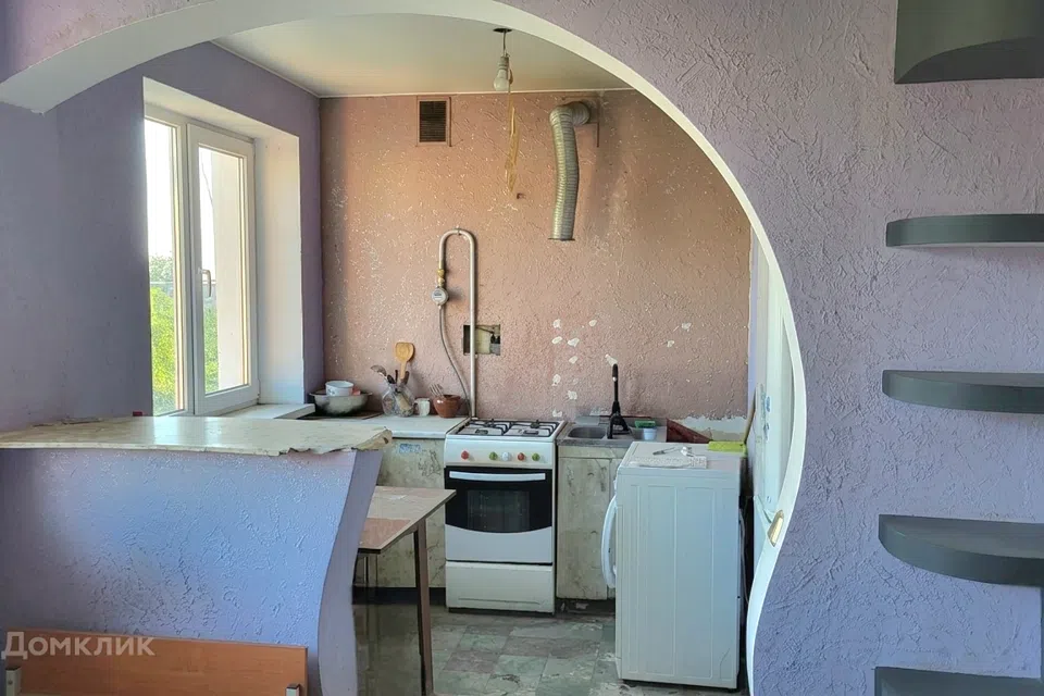 Продаётся 3-комнатная квартира, 46.6 м²