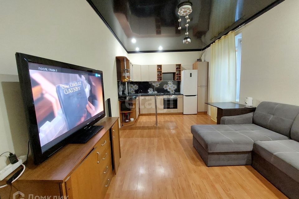 Продаётся 2-комнатная квартира, 74.7 м²