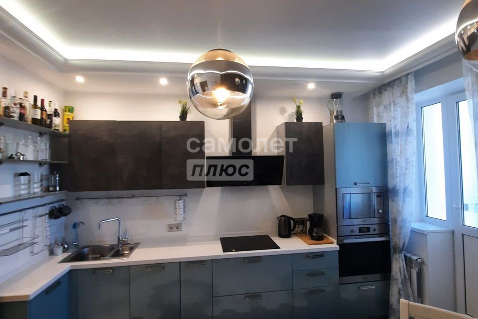 Продаётся 2-комнатная квартира, 70.2 м²