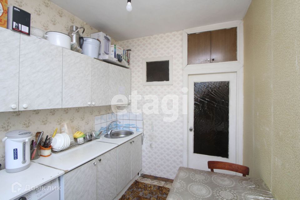 Продаётся 3-комнатная квартира, 61.4 м²