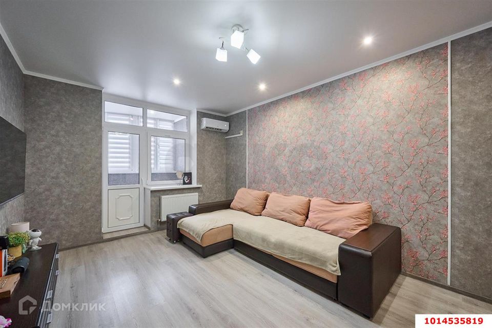 Продаётся 1-комнатная квартира, 37.5 м²