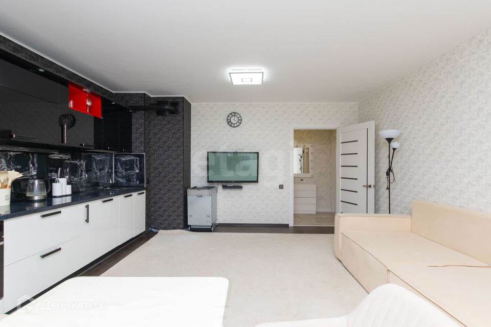 Продаётся 2-комнатная квартира, 76.4 м²