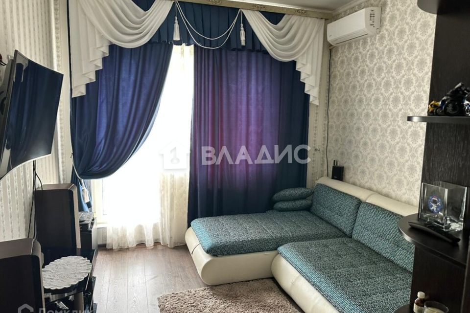 Продаётся 1-комнатная квартира, 38.8 м²