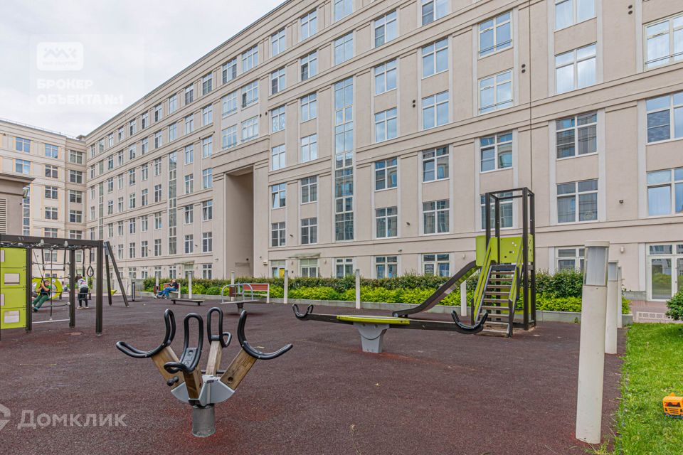 Продаётся 2-комнатная квартира, 82 м²