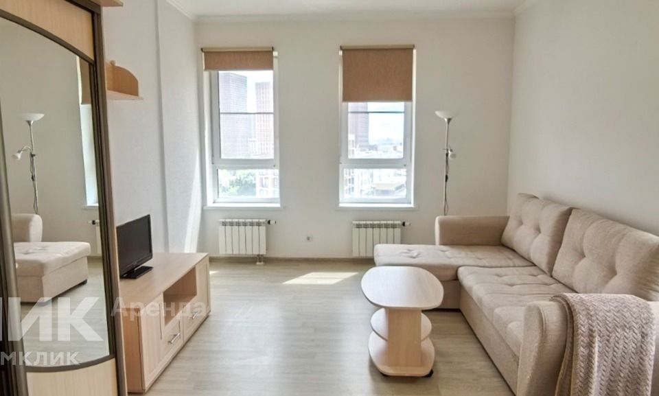 Сдаётся 2-комнатная квартира, 58.2 м²