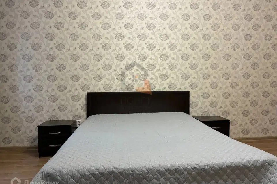 Сдаётся 2-комнатная квартира, 80 м²