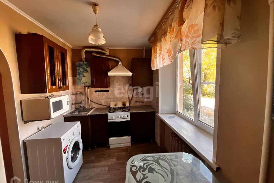 Продаётся 3-комнатная квартира, 63.5 м²