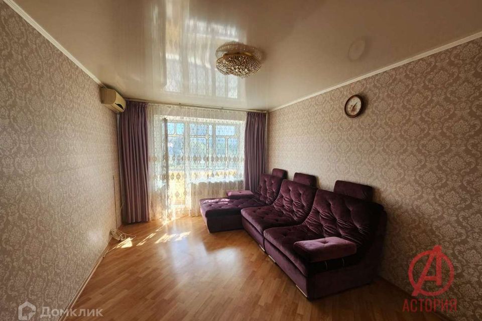 Сдаётся 2-комнатная квартира, 52.7 м²