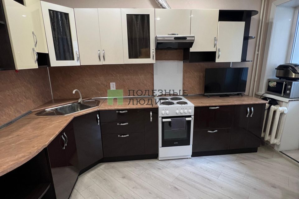 Продаётся 1-комнатная квартира, 37.3 м²