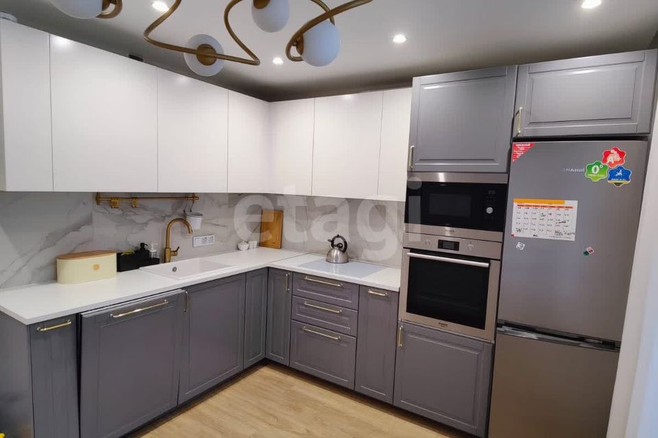 Продаётся 3-комнатная квартира, 77 м²