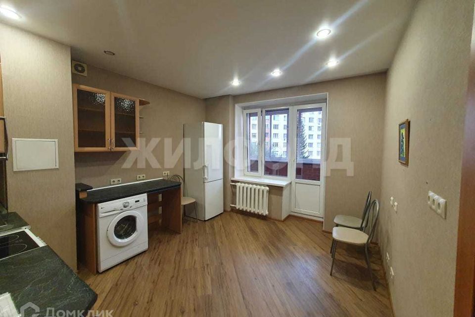 Сдаётся 2-комнатная квартира, 63 м²