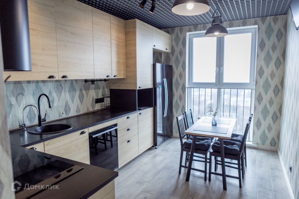Продаётся 3-комнатная квартира, 95 м²