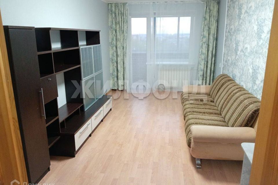Продаётся 2-комнатная квартира, 64.2 м²