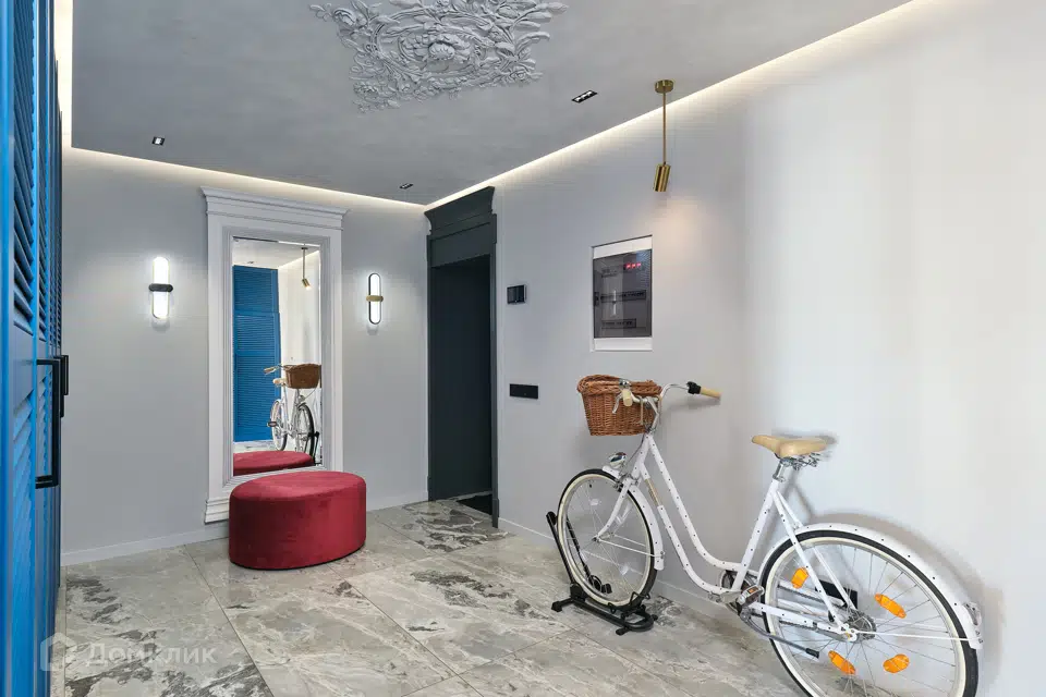 Продаётся 2-комнатная квартира, 128.8 м²