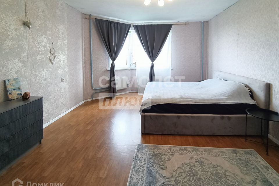 Продаётся 1-комнатная квартира, 42.3 м²