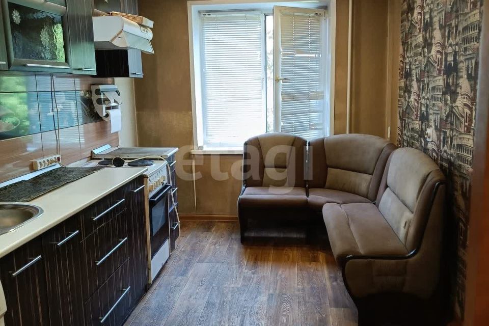 Продаётся 3-комнатная квартира, 61.1 м²