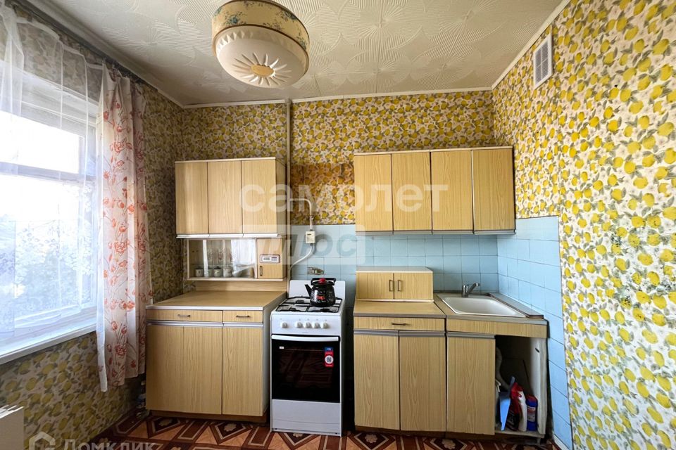 Продаётся 3-комнатная квартира, 62.8 м²