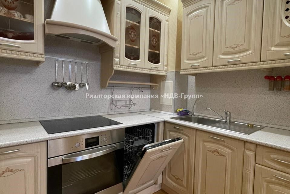 Сдаётся 2-комнатная квартира, 88.8 м²