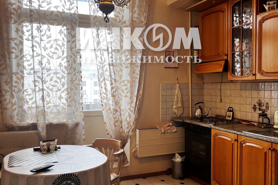 Продаётся 2-комнатная квартира, 67.2 м²