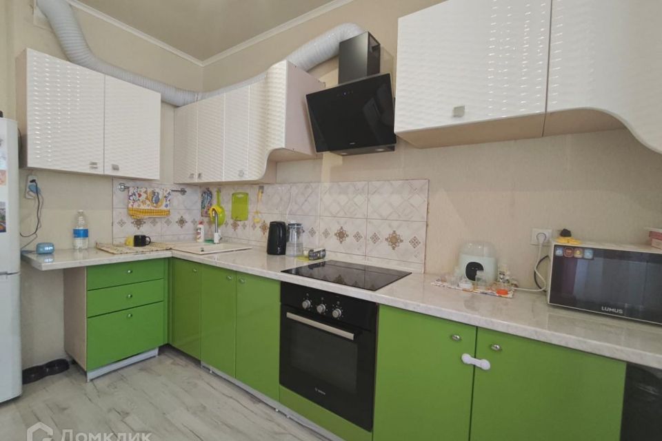 Продаётся 1-комнатная квартира, 43.3 м²
