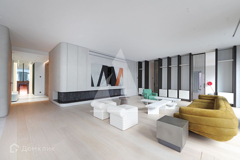 Продаётся 5-комнатная квартира, 287 м²