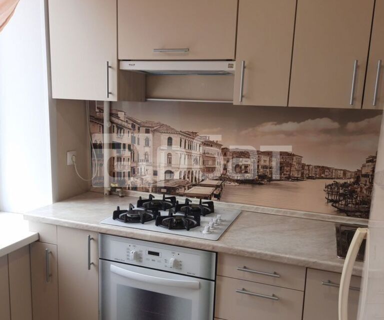 Продаётся 2-комнатная квартира, 42 м²