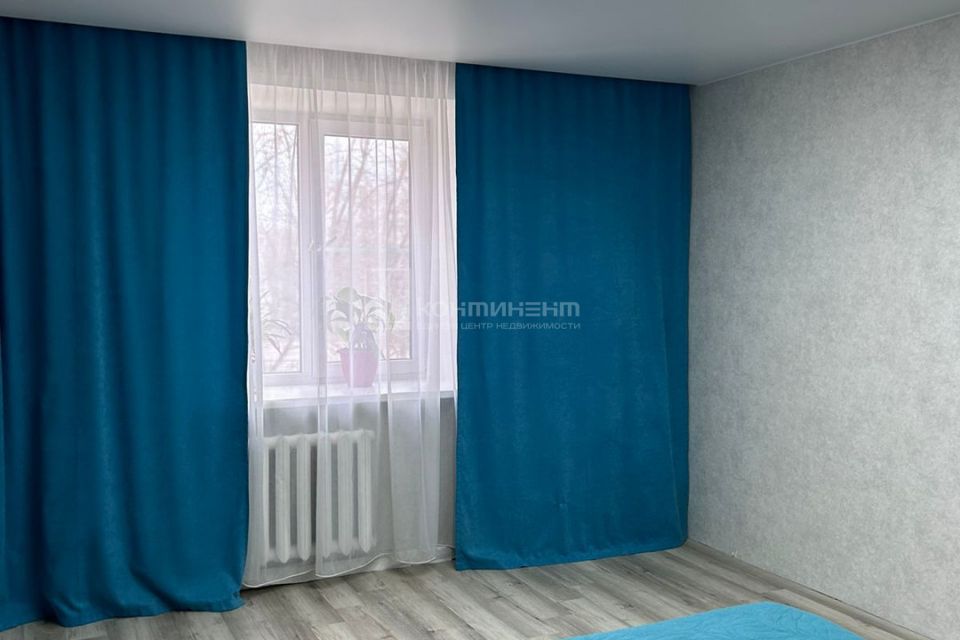 Продаётся 3-комнатная квартира, 59.8 м²