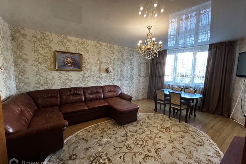Продаётся 2-комнатная квартира, 65 м²