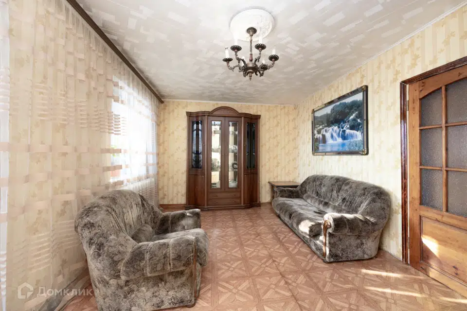 Продаётся 4-комнатная квартира, 94.1 м²