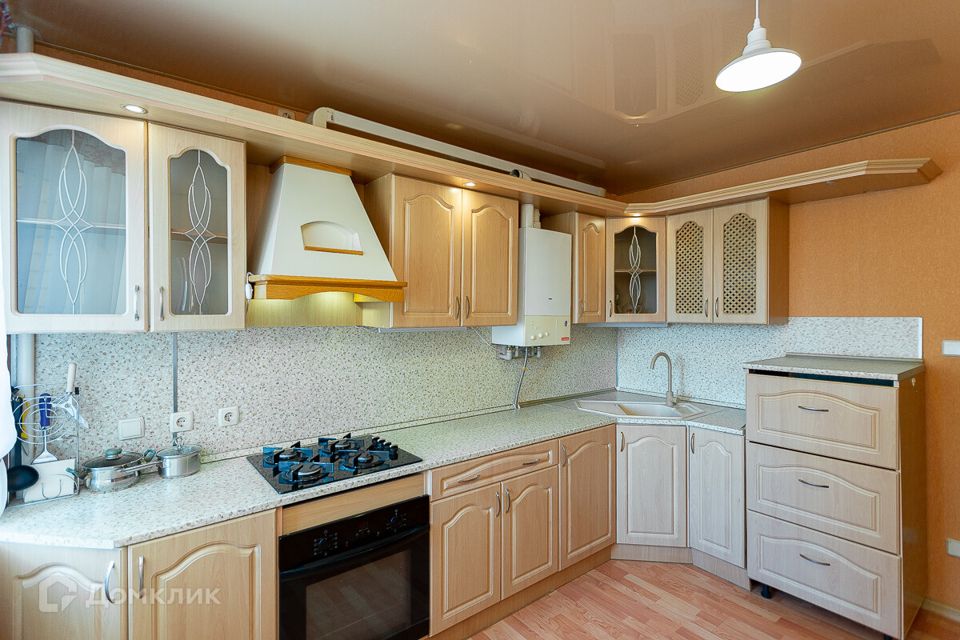 Продаётся 1-комнатная квартира, 46.6 м²