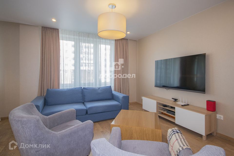 Продаётся 4-комнатная квартира, 107.4 м²