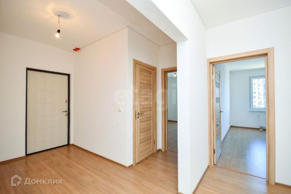Продаётся 2-комнатная квартира, 68.2 м²
