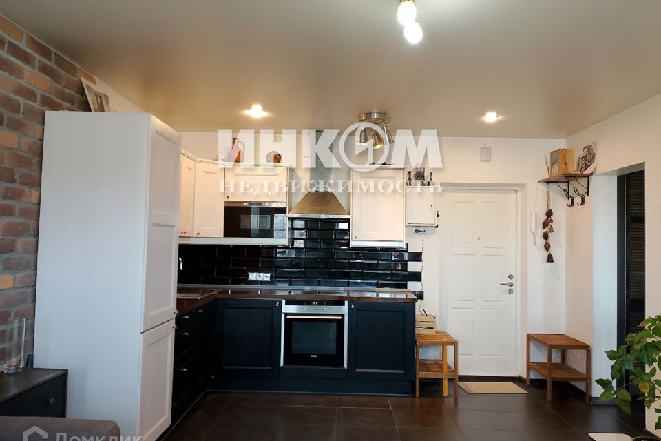 Продаётся 1-комнатная квартира, 43.9 м²