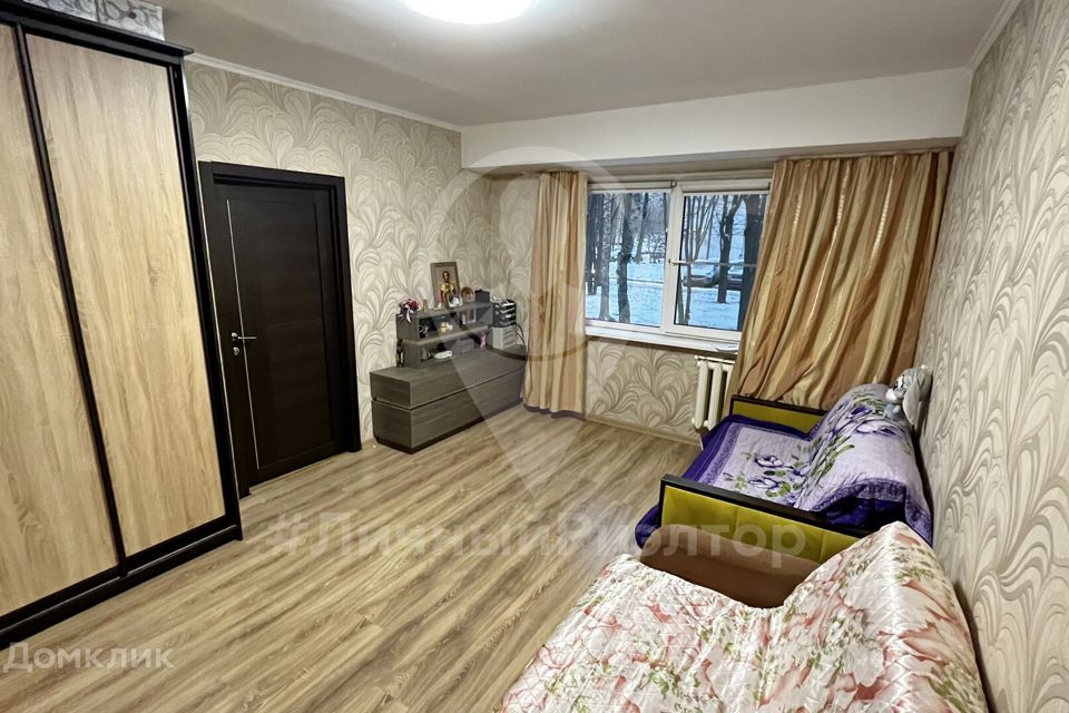 Продаётся 4-комнатная квартира, 70 м²