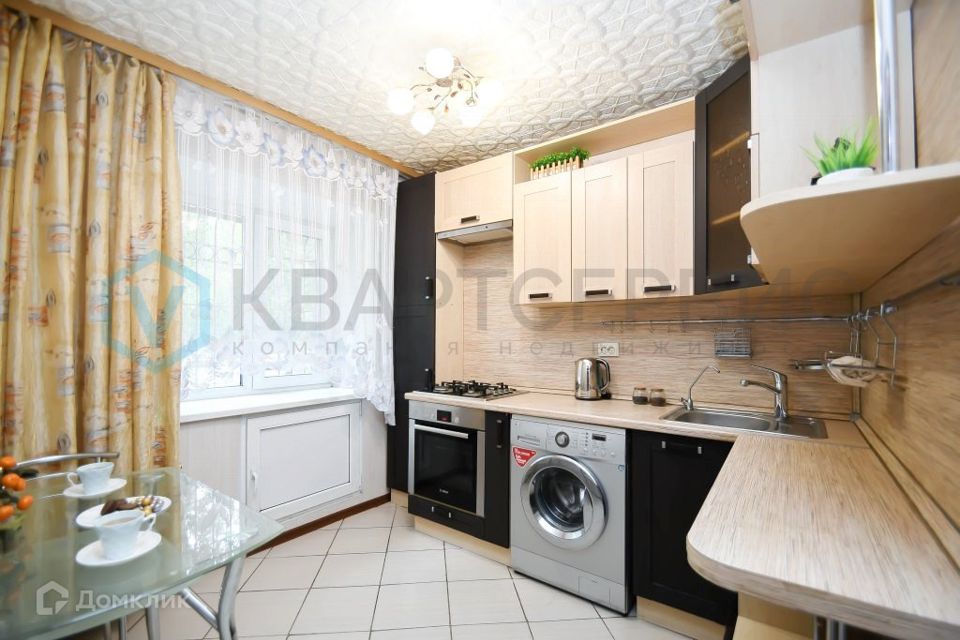 Продаётся 3-комнатная квартира, 56 м²