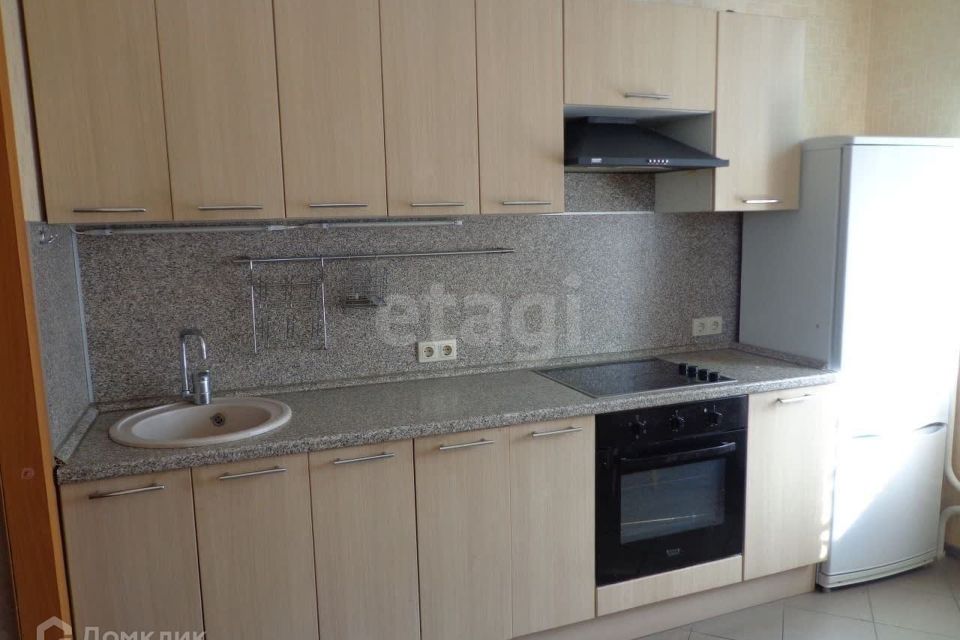 Продаётся 1-комнатная квартира, 48 м²