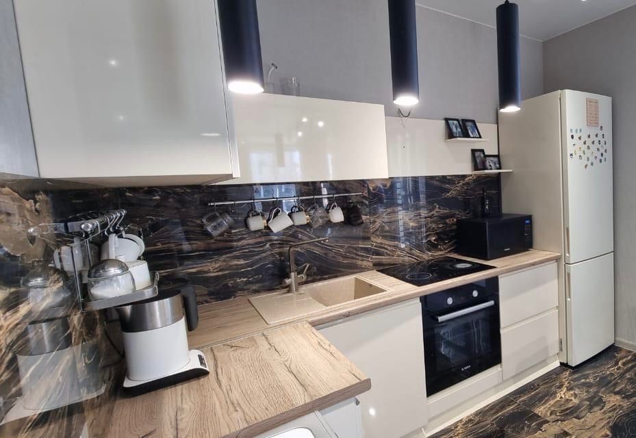 Продаётся 2-комнатная квартира, 62 м²
