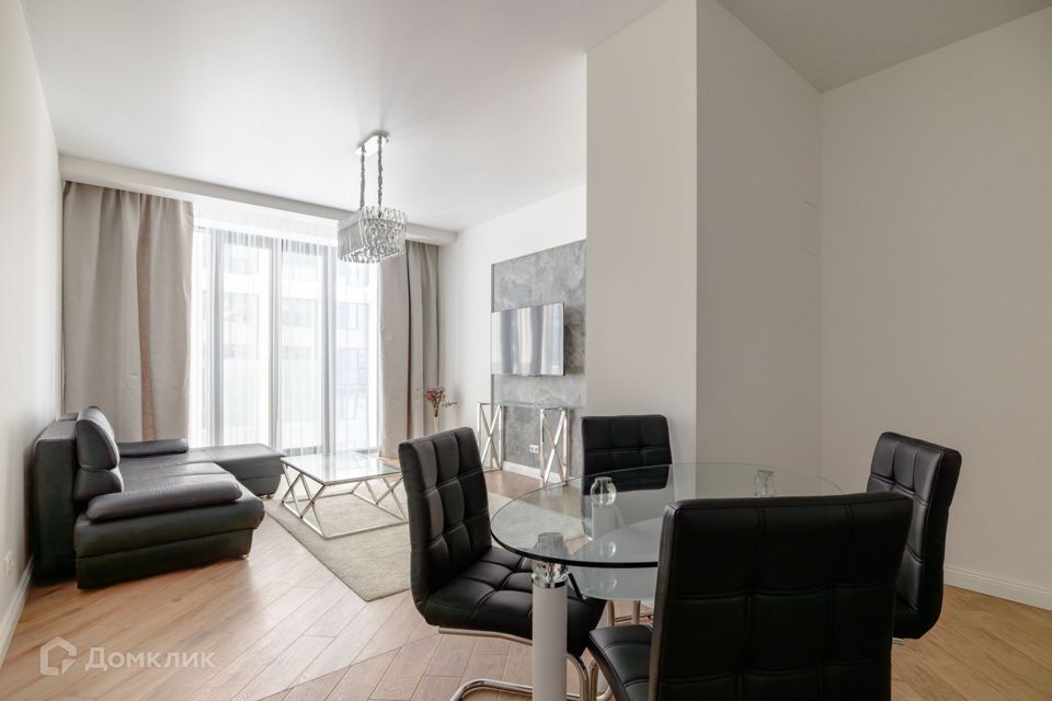 Продаётся 3-комнатная квартира, 82 м²