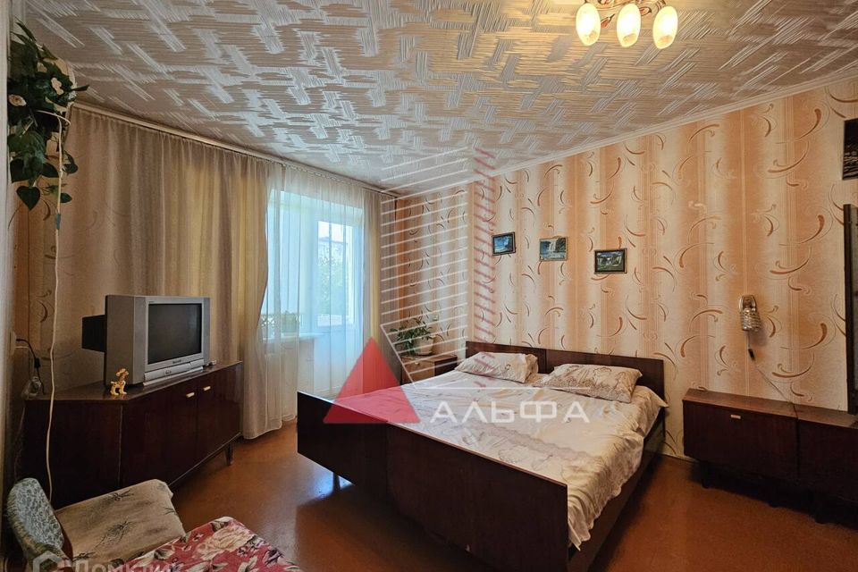 Продаётся 3-комнатная квартира, 63.1 м²