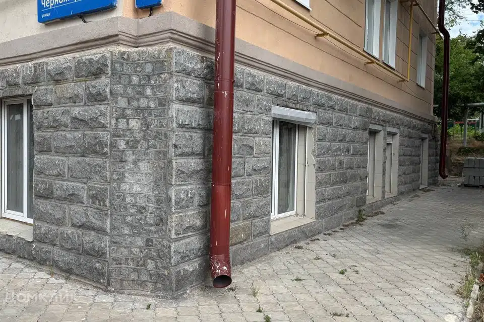 Продаётся помещение своб. назначения, 174 м²