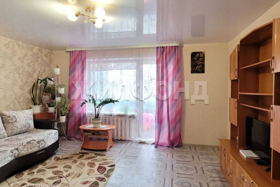 Продаётся 1-комнатная квартира, 37.3 м²