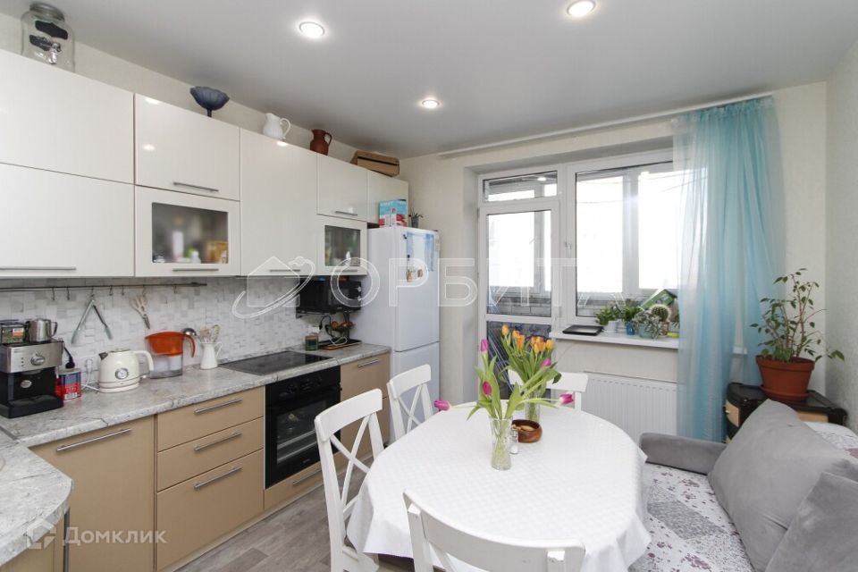 Продаётся 2-комнатная квартира, 63 м²