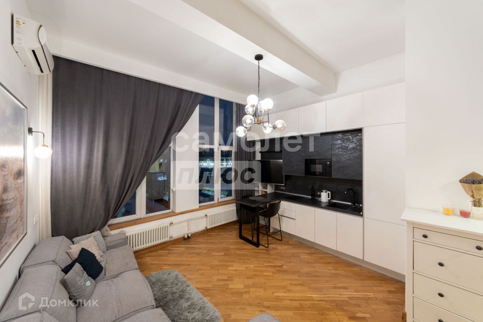 Продаётся 1-комнатная квартира, 52.5 м²