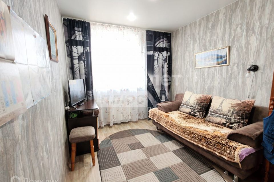 Продаётся 3-комнатная квартира, 58.5 м²