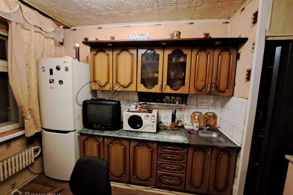 Продаётся 3-комнатная квартира, 61.8 м²