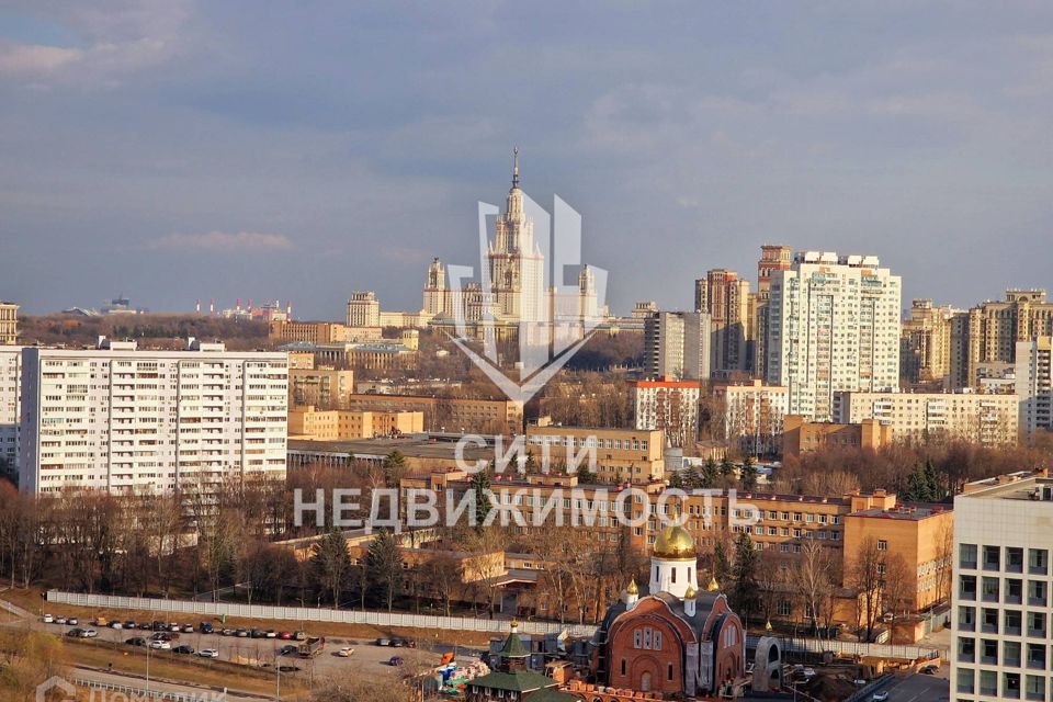 Продаётся 3-комнатная квартира, 115 м²