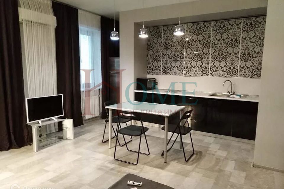 Сдаётся 1-комнатная квартира, 37 м²