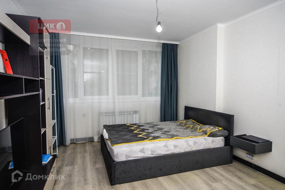 Продаётся 2-комнатная квартира, 67.3 м²